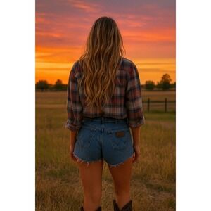 Wrangler‎ Womens Blue Denim Cutoff Jean Shorts Frayed Hem High Rise Western